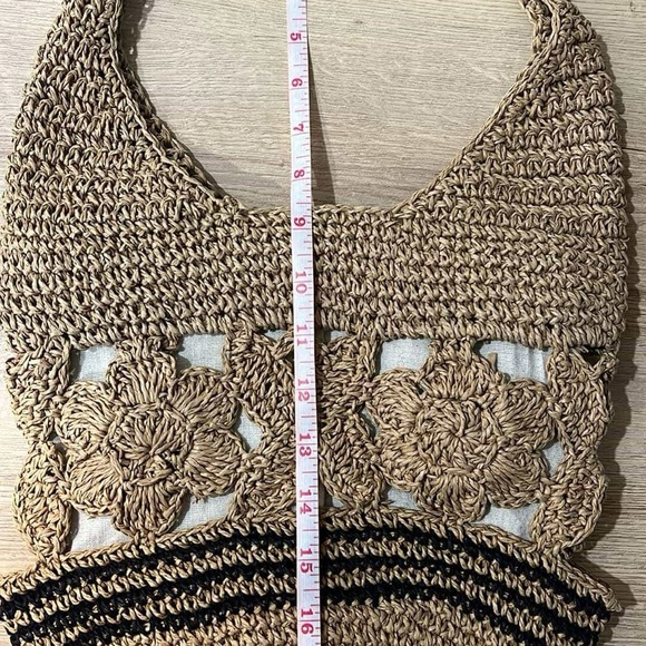 Zara Crochet Floral Tote Bag - Picture 3 of 4